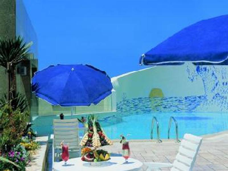 Ramada Plaza By Wyndham Beirut Raouche Hotel Exterior foto